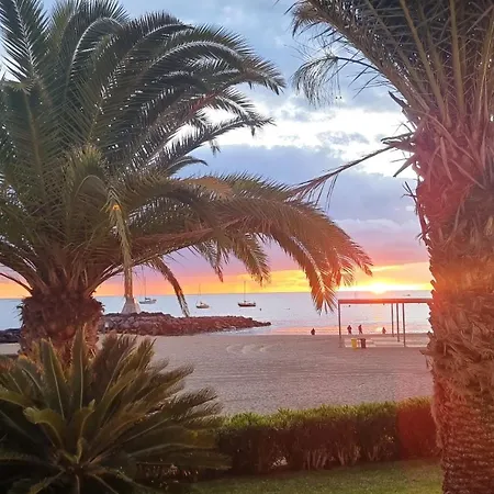 아파트 Fanabe Stunning Beachfront Penthouse Parque Royal Adeje Tenerife
